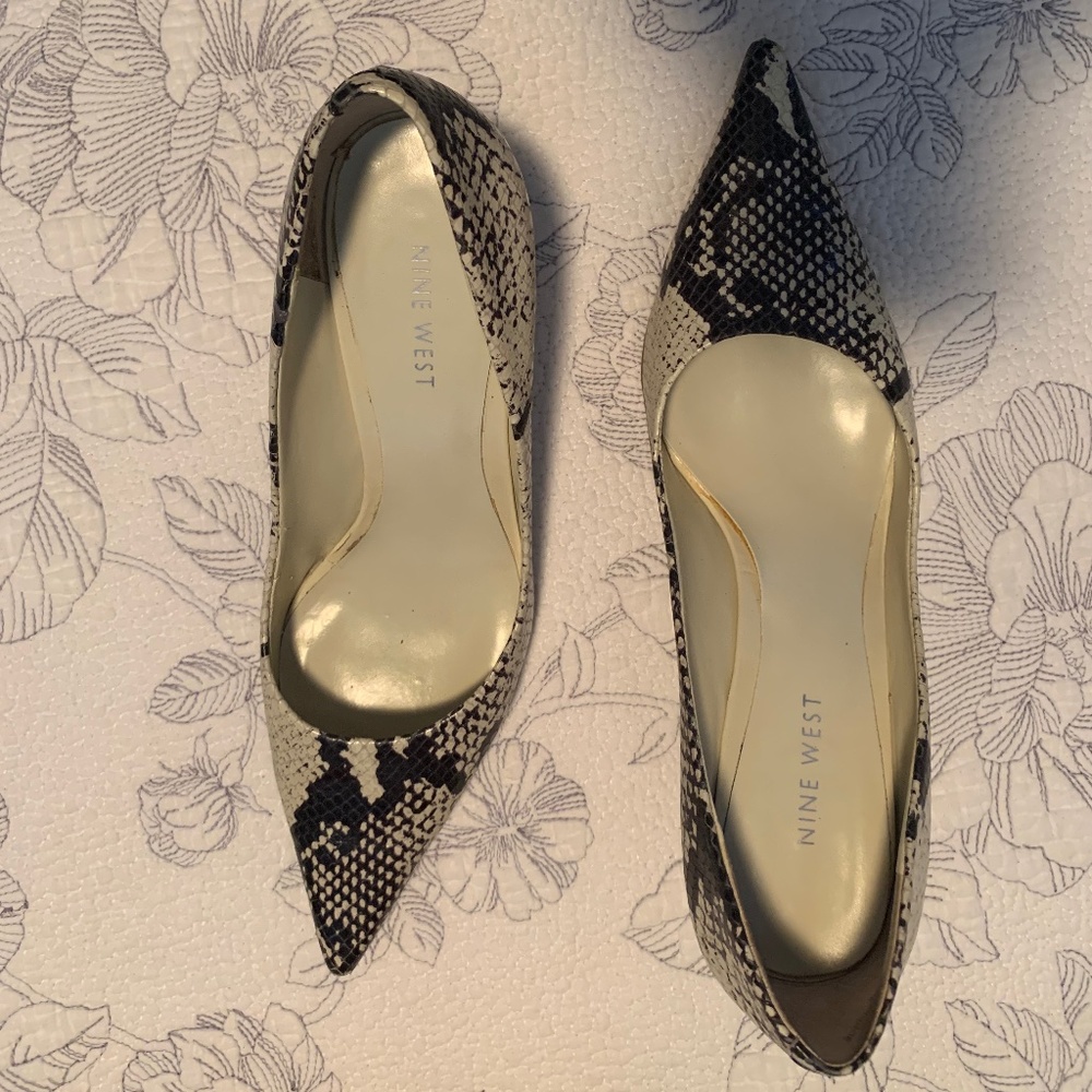 Nine West Snake Skin Pumps